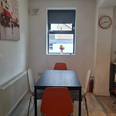 Drimnagh House 홈스테이