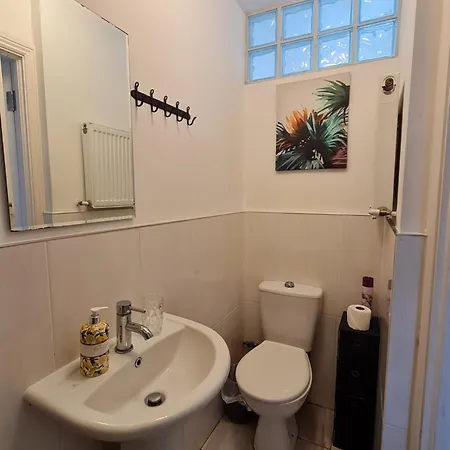 ホームステイ Drimnagh House *